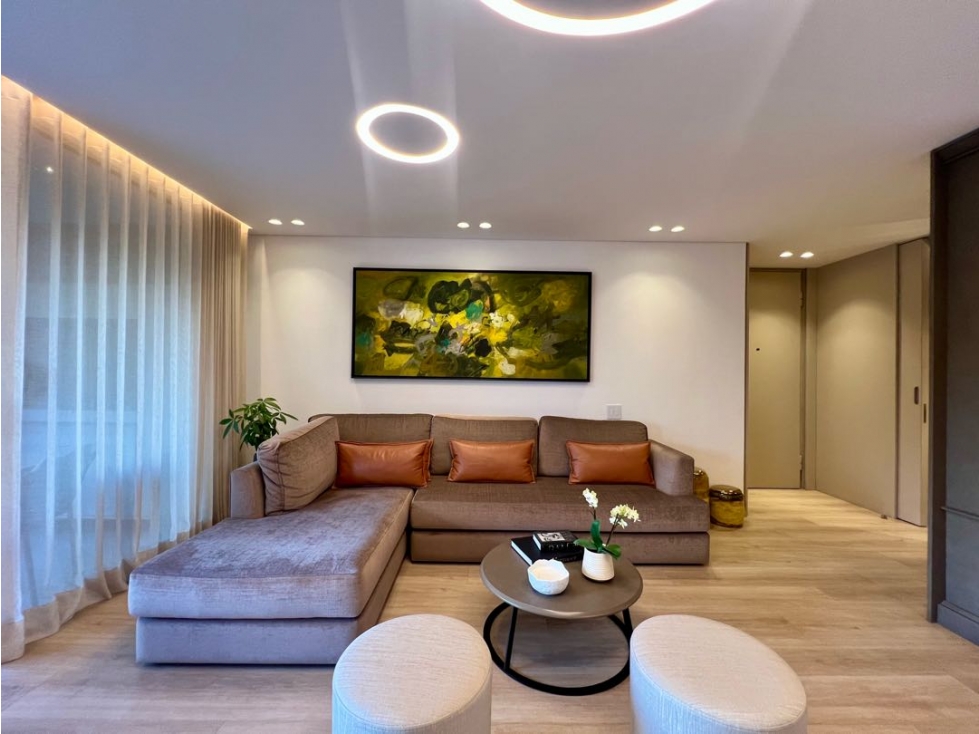 APARTAMENTO EN VENTA REMODELADO, VISTA Y UBICACIÓN TOP — foto 4