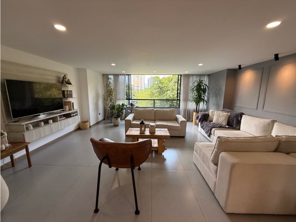Apartamento en venta remodelado en el poblado sector el campestre. — foto 5