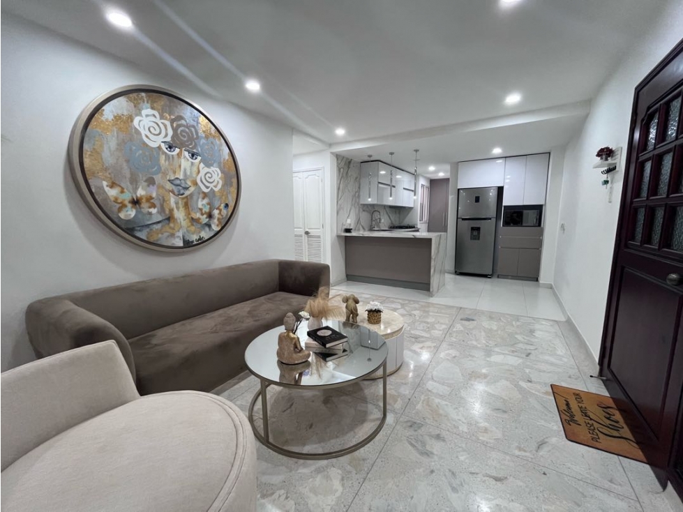 Apartamento en Venta Remodelado en Altos de Riomar