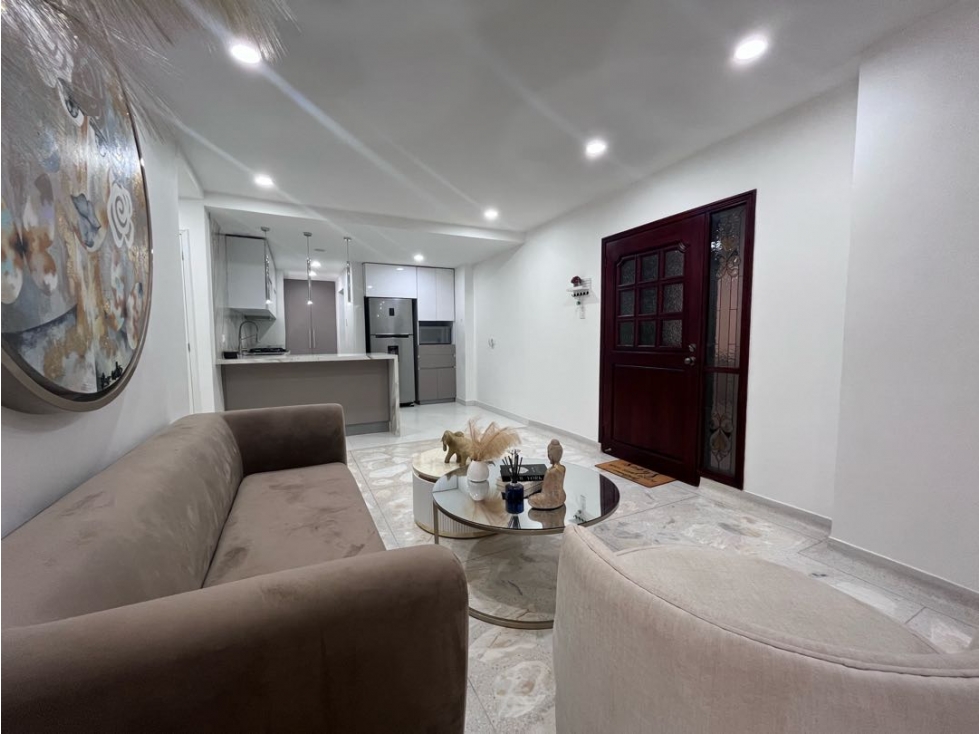 Apartamento en Venta Remodelado en Altos de Riomar — foto 2