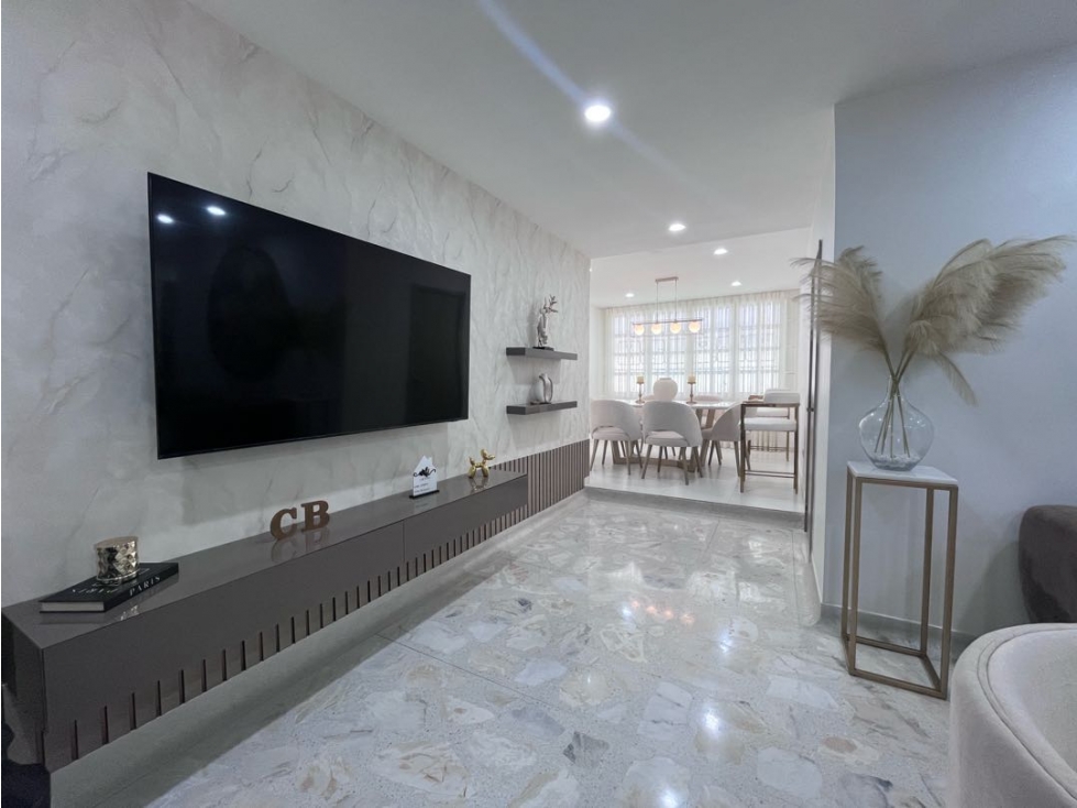 Apartamento en Venta Remodelado en Altos de Riomar — foto 3