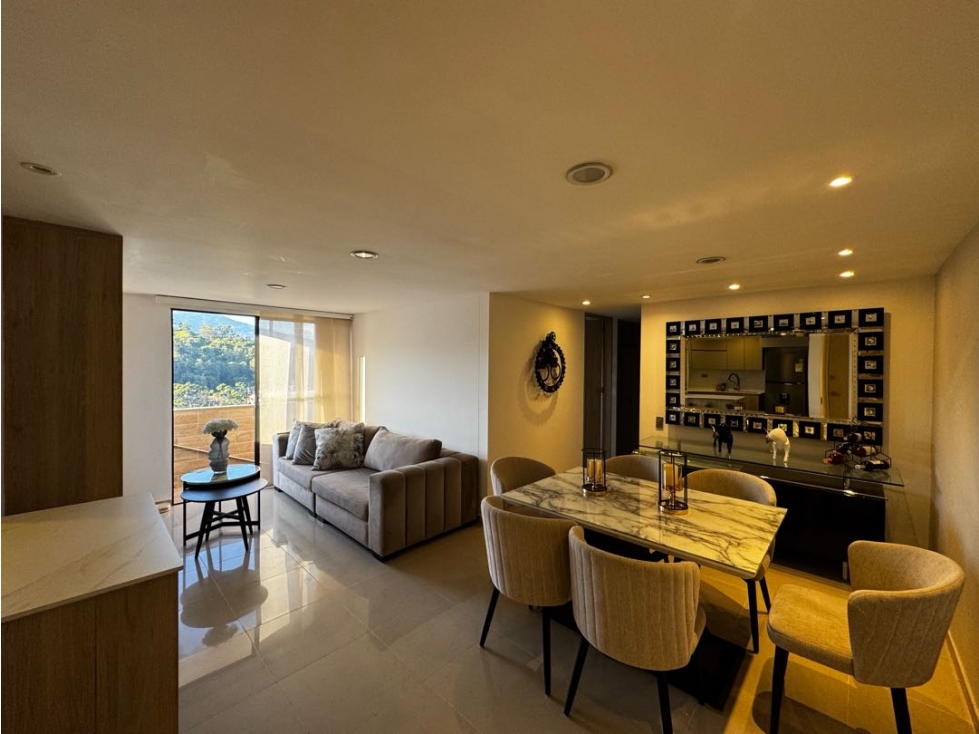 APARTAMENTO EN VENTA REMODELADO EN LA LOMA DE LOS BERNAL — foto 3