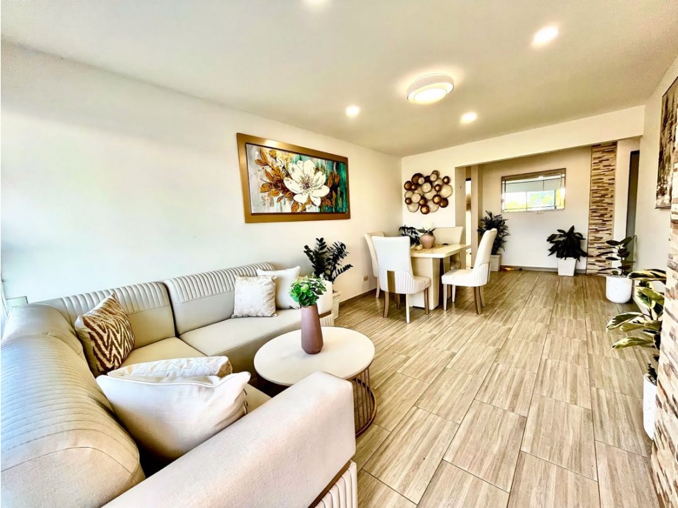 APARTAMENTO EN VENTA REMODELADO EN MANGA CARTAGENA — foto 2