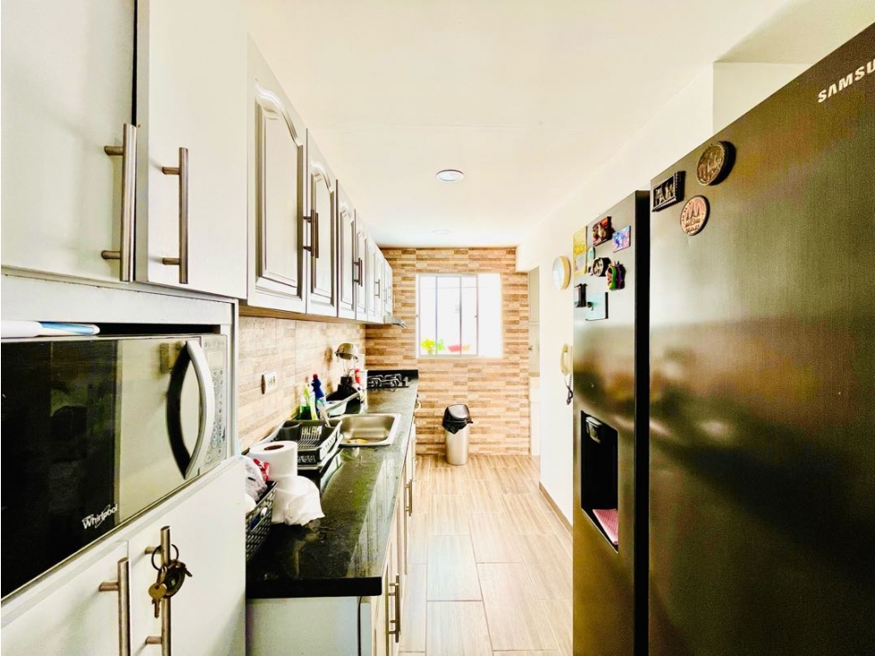 APARTAMENTO EN VENTA REMODELADO EN MANGA CARTAGENA — foto 5