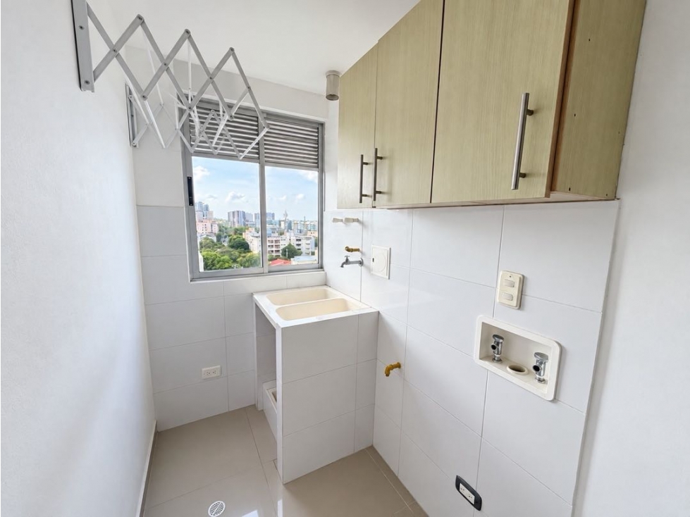 APARTAMENTO EN VENTA RIOMAR — foto 5