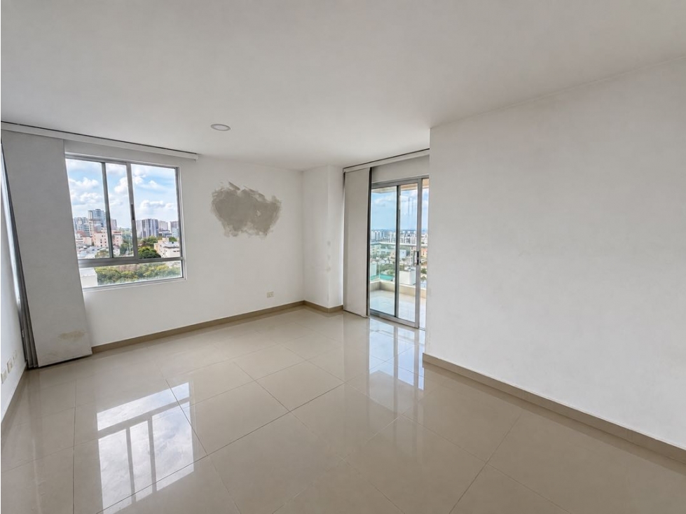 APARTAMENTO EN VENTA RIOMAR — foto 2