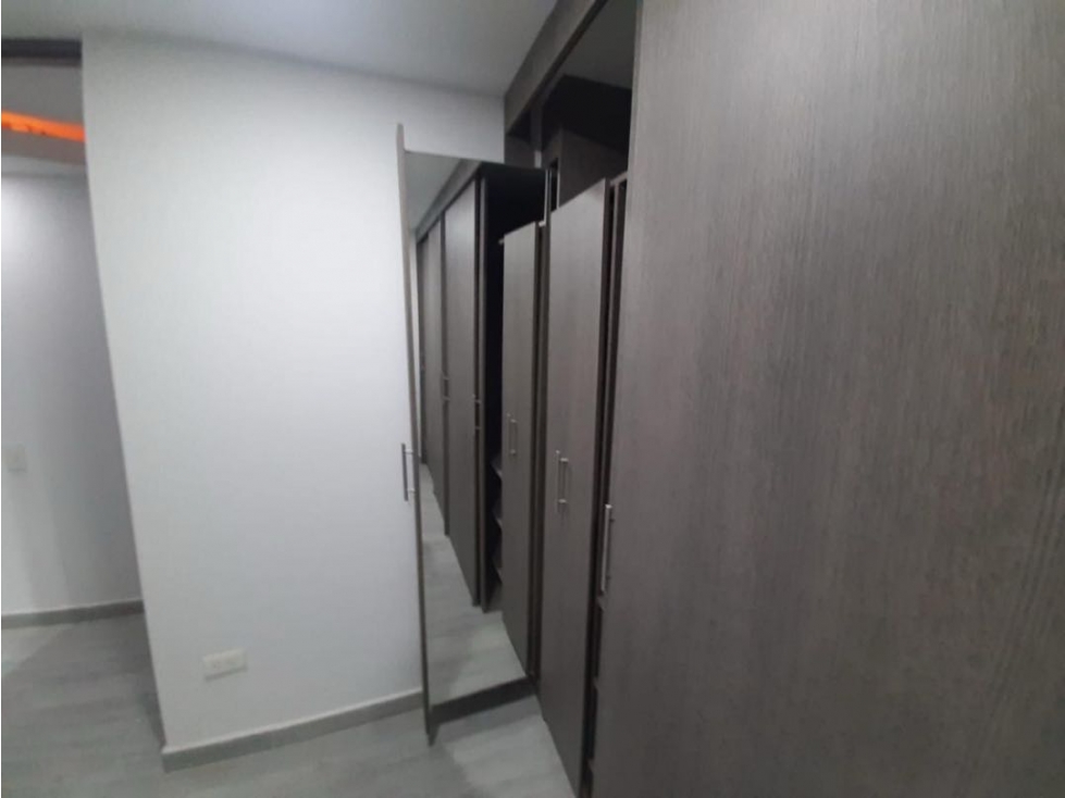 APARTAMENTO EN VENTA SABANETA, SECTOR LA DOCTORA — foto 4