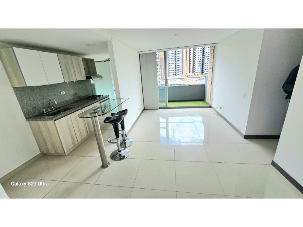 Apartamento en venta Sabaneta, sector Aves Marías (parte baja) — foto 2