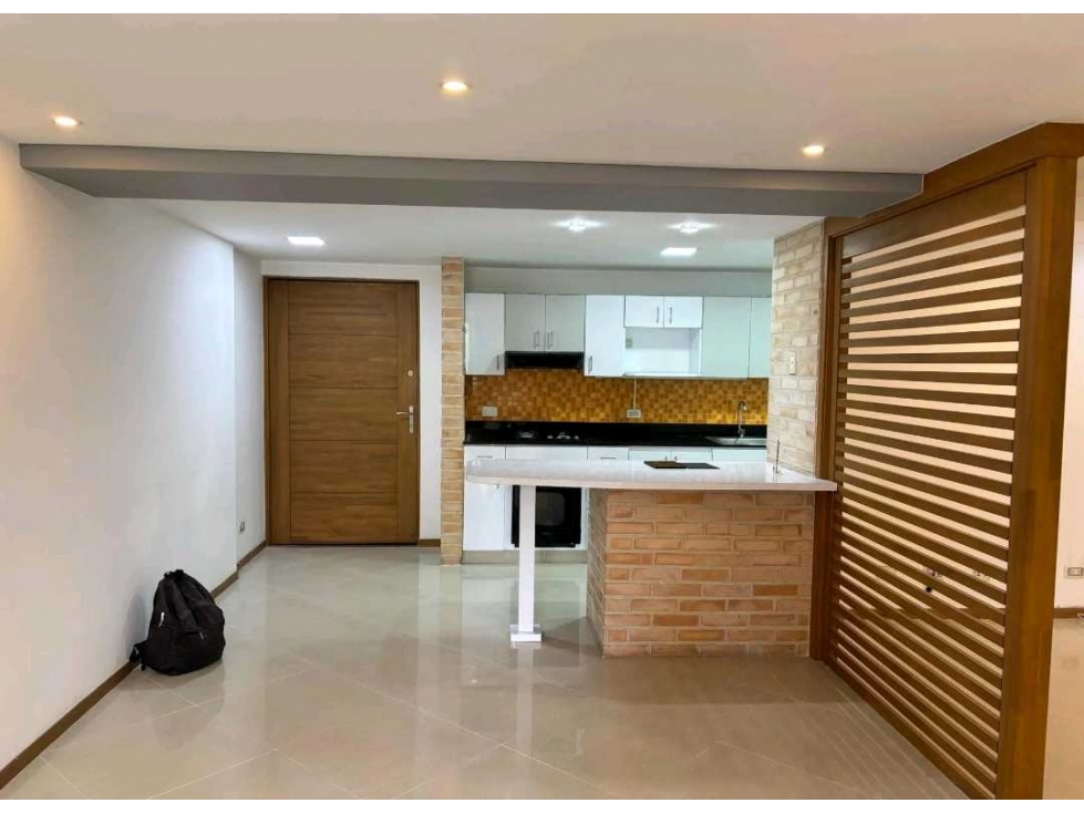 APARTAMENTO EN VENTA SABANETA SECTOR AVES MARIA(T) — foto 2