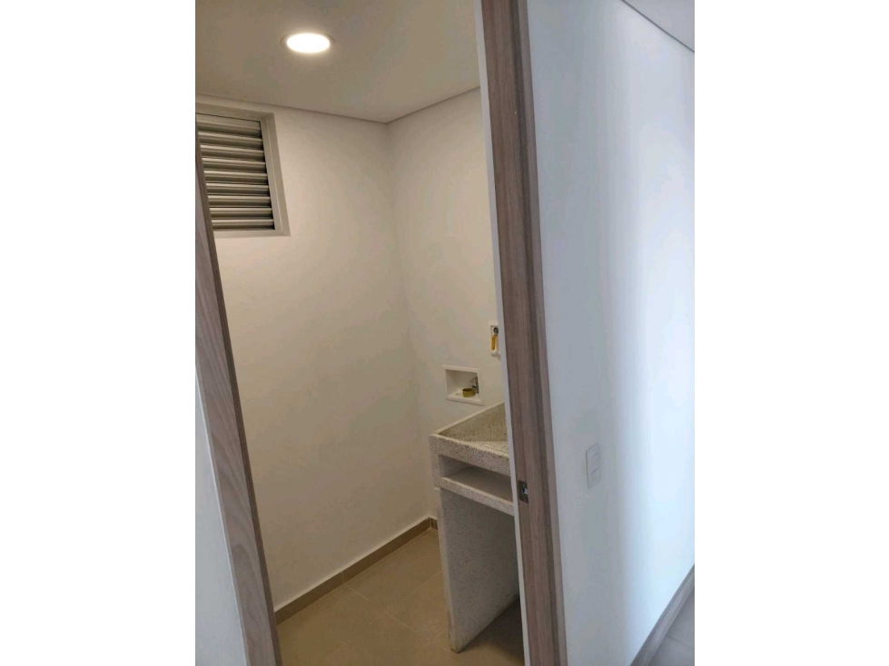 APARTAMENTO EN VENTA SABANETA SAN JOSE PARTE BAJA — foto 3