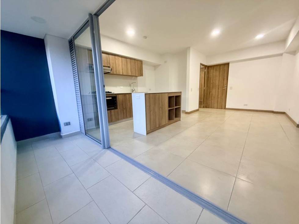 Apartamento en Venta Sabaneta Zona Plana Tres Esquinas — foto 2