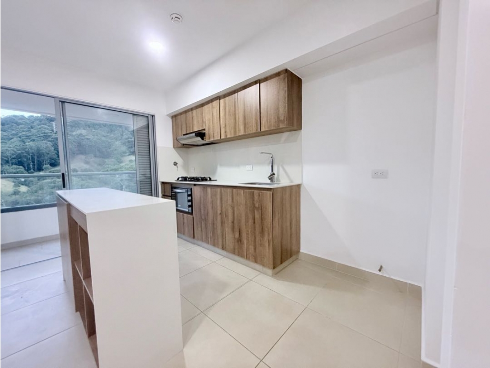 Apartamento en Venta Sabaneta Zona Plana Tres Esquinas — foto 6
