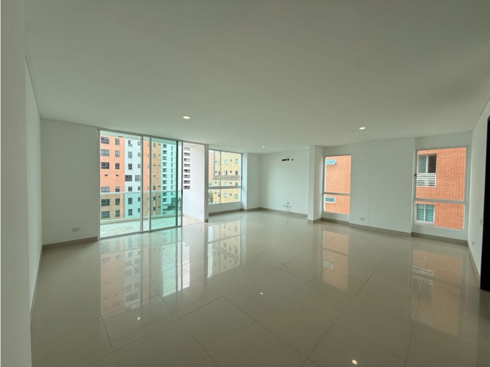 Apartamento en venta, sector Altos de Riomar