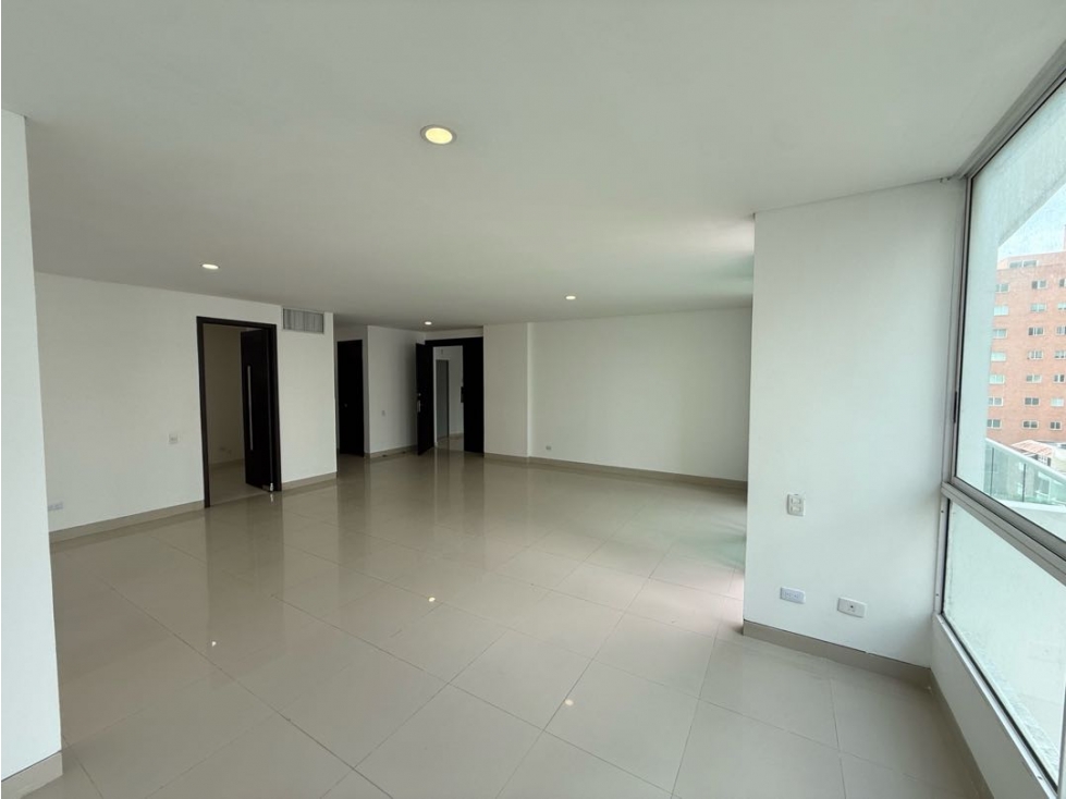 Apartamento en venta, sector Altos de Riomar — foto 3