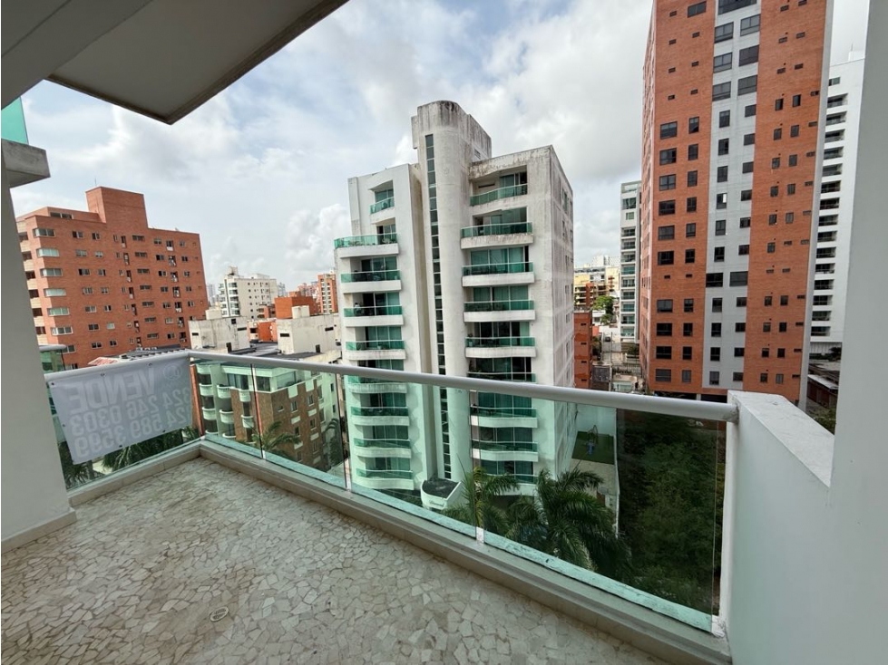Apartamento en venta, sector Altos de Riomar — foto 4
