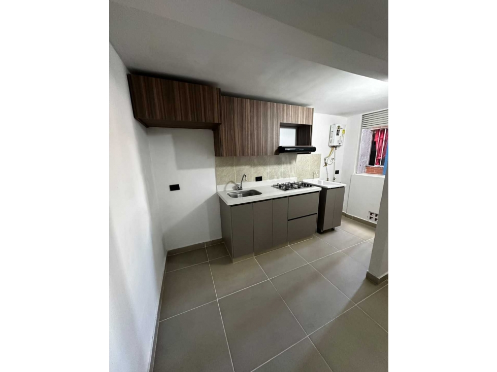 APARTAMENTO EN VENTA SECTOR BOSTON, MEDELLIN