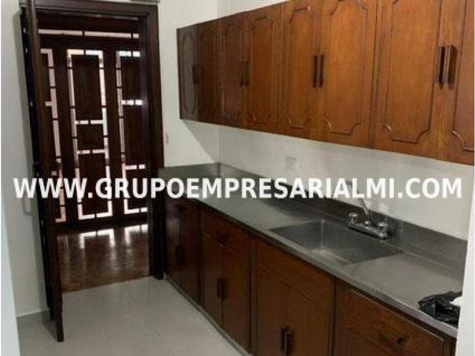 APARTAMENTO EN VENTA - SECTOR CENTRO DE LA CIUDAD COD: 21174 — foto 2