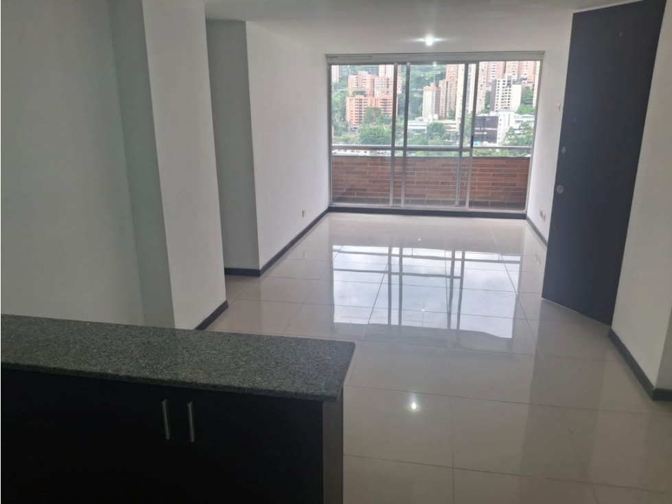 Apartamento en venta sector ciudad del Río Medellin