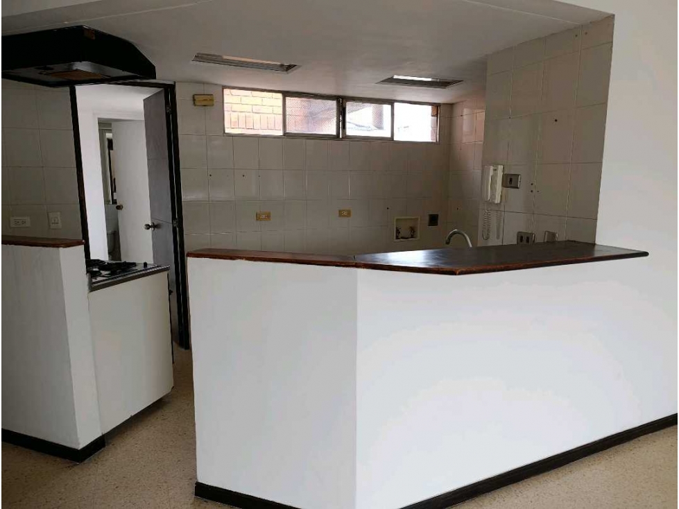 APARTAMENTO DÚPLEX EN VENTA SECTOR CONQUISTADORES, MEDELLIN — foto 2