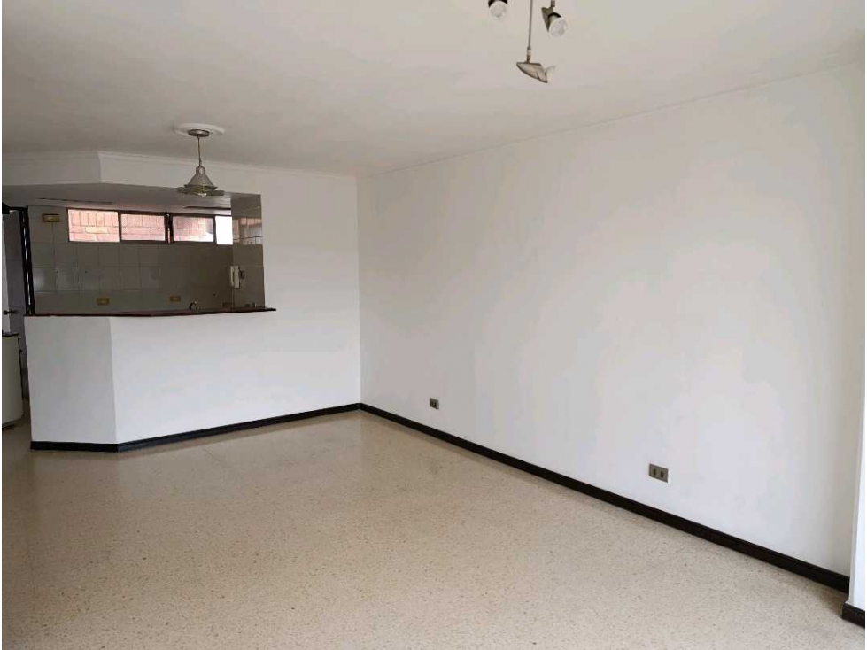 APARTAMENTO DÚPLEX EN VENTA SECTOR CONQUISTADORES, MEDELLIN — foto 6