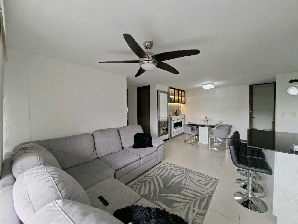 Apartamento en venta, sector Cumbres, Envigado. Piso alto. — foto 5