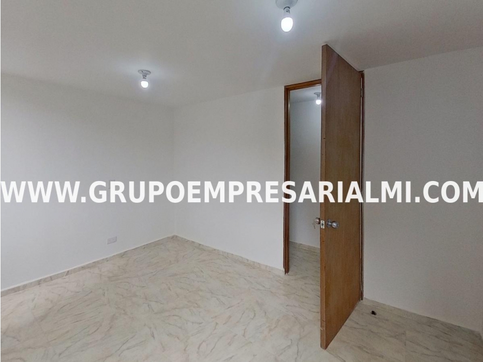 APARTAMENTO EN VENTA - SECTOR LA TABLAZA, LA ESTRELLA COD: 28609 - 6