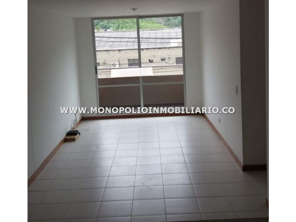 APARTAMENTO EN VENTA - SECTOR LOS COLORES COD: 21920