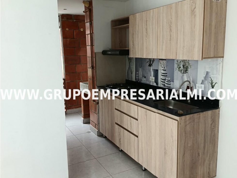 APARTAMENTO EN VENTA - SECTOR LA AURORA, ROBLEDO COD: 34196