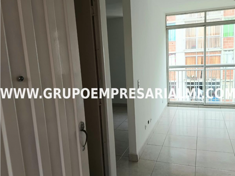 APARTAMENTO EN VENTA - SECTOR LA AURORA, ROBLEDO COD: 34196 — foto 3