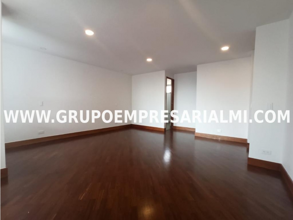 APARTAMENTO EN VENTA- SECTOR LAS PALMAS, EL POBLADO COD:27831 — foto 2