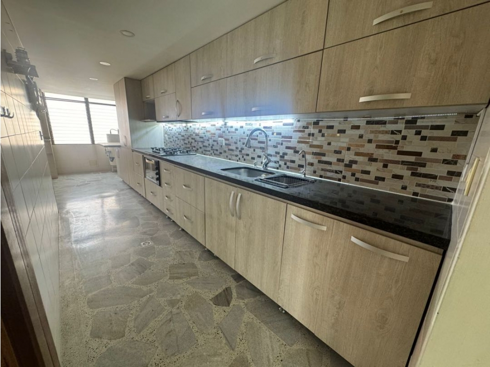 Apartamento en venta sector laureles 1 parque [Medellín Antioquia]