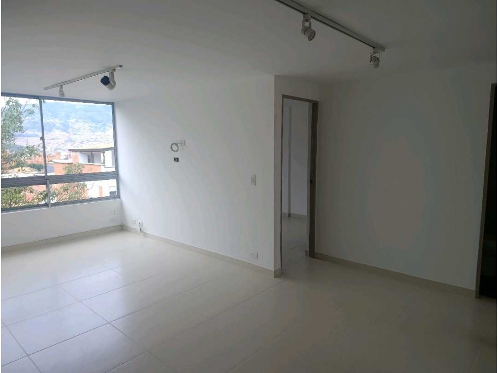 APARTAMENTO EN VENTA SECTOR LA AMERICA, MEDELLIN — foto 4