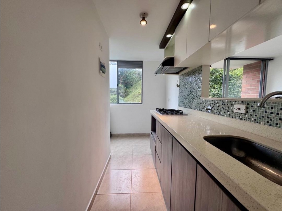 Apartamento en venta, sector La Cuenca, Envigado — foto 2