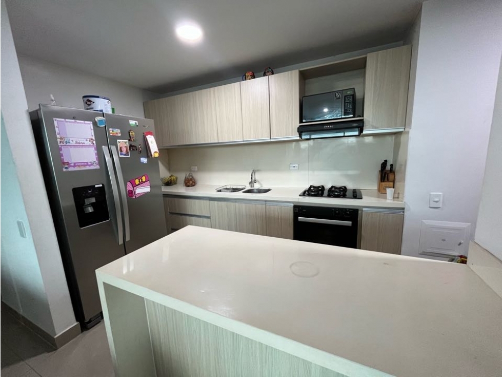 Apartamento en venta, sector Los Alpes. — foto 3