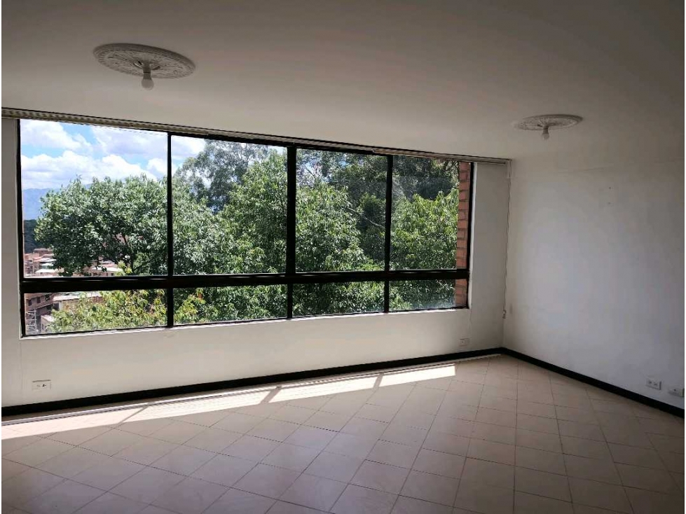 APARTAMENTO EN VENTA SECTOR LOMA DEL INDIO, MEDELLIN
