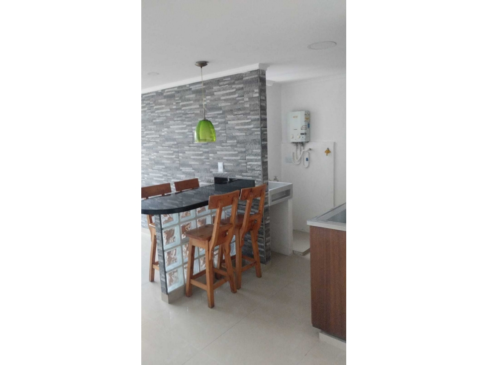 APARTAMENTO EN VENTA SECTOR LOMA DEL INDIO, MEDELLIN* — foto 2