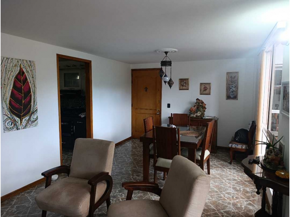 APARTAMENTO EN VENTA SECTOR LOS BERNAL, MEDELLIN — foto 3