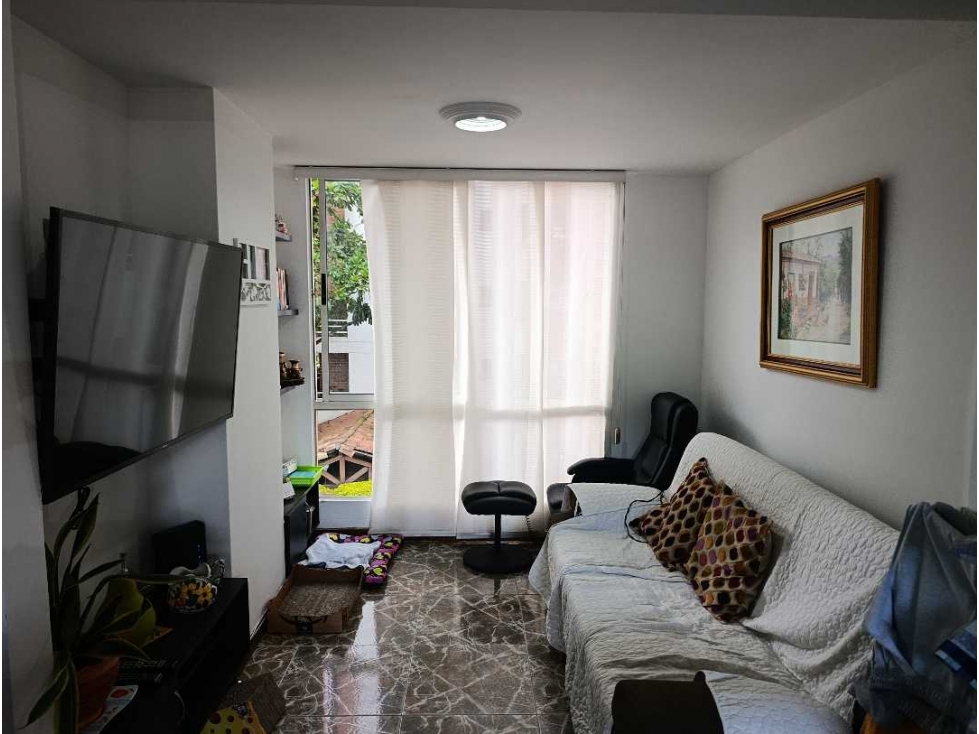 APARTAMENTO EN VENTA SECTOR LOS BERNAL, MEDELLIN — foto 5