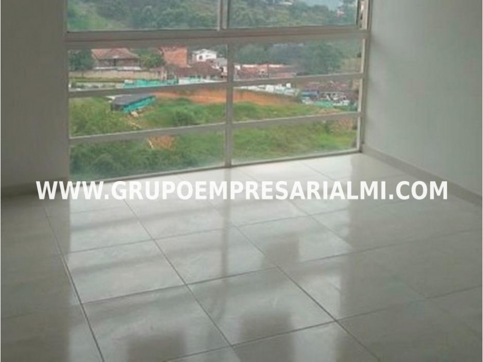 APARTAMENTO EN VENTA - SECTOR MARÍA AUXILIADORA COD: 33411 — foto 4
