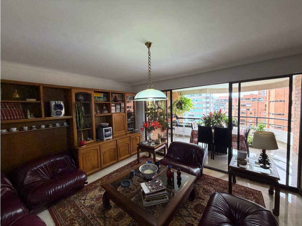 APARTAMENTO EN VENTA SECTOR MILLA DE ORO — foto 2