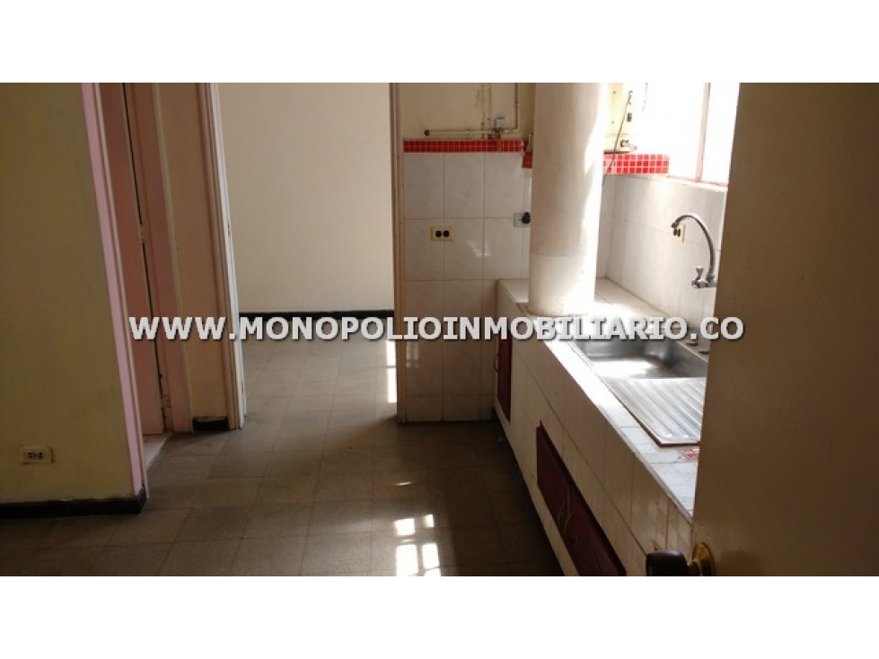 APARTAMENTO EN VENTA - SECTOR PRADO CENTRO COD: 15604