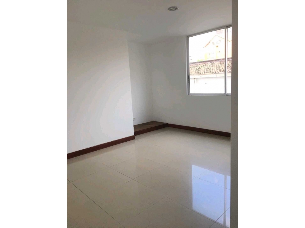 Apartamento en venta sector pinares 182 mts — foto 6