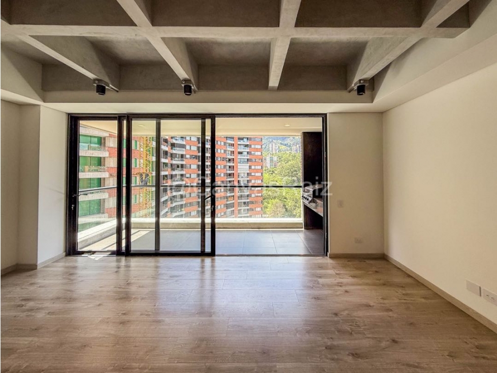 APARTAMENTO EN VENTA EL POBLADO PADRE MARIANITO — foto 3