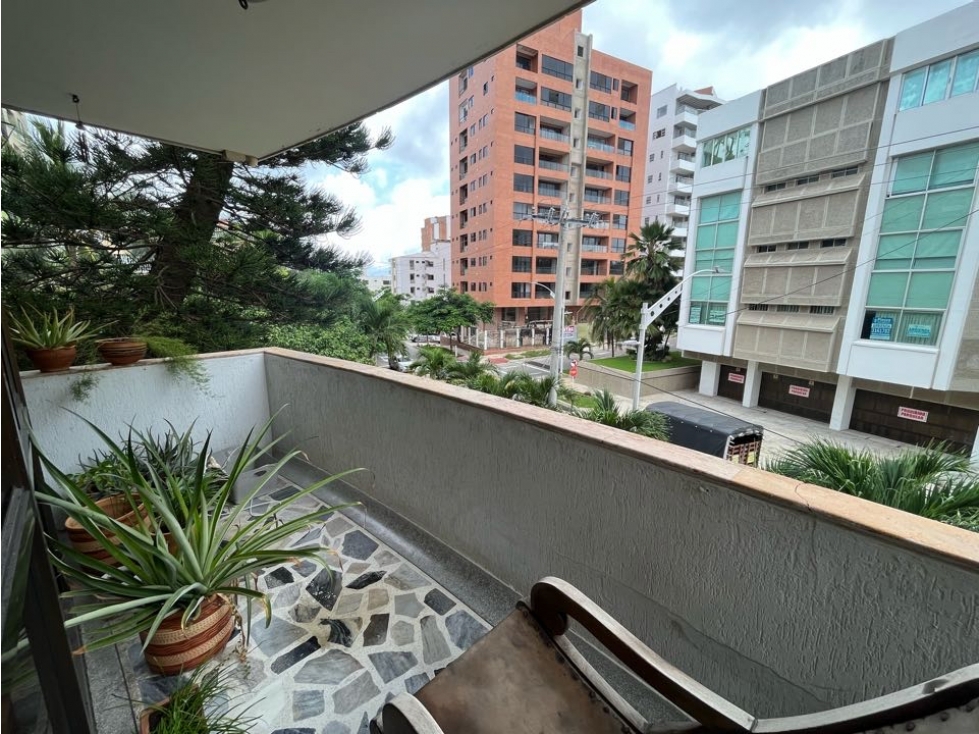 Apartamento en venta, sector Riomar. - 4