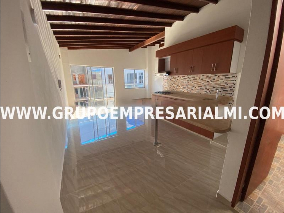 APARTAMENTO EN VENTA - SECTOR SAN PEDRO DE LOS MILAGROS COD: 32274