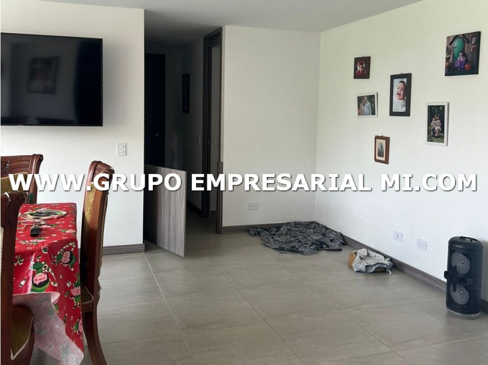 APARTAMENTO EN VENTA - SECTOR VIVIENDAS DEL SUR, ITAGÜI COD: 27258 - 4