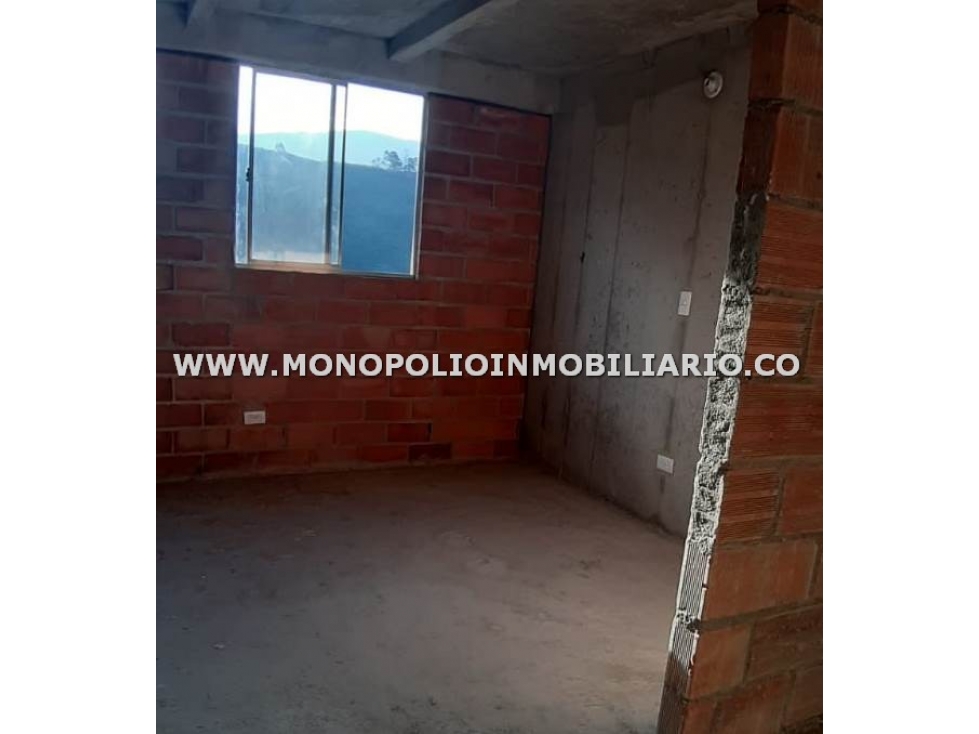 APARTAMENTO EN VENTA - SECTOR VEGAS DE LA DOCTORA, SABANETA COD: 18028