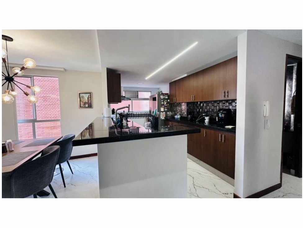 Apartamento en venta - Sector Zúñiga, Envigado