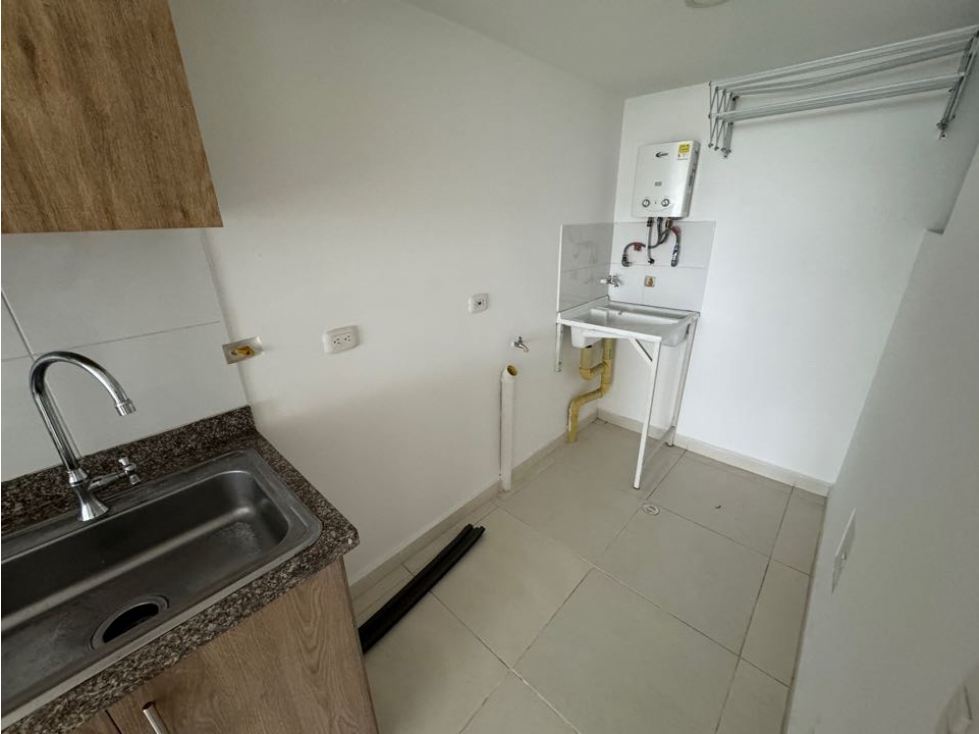 Apartamento en venta sur de armenia/ parqueadero bajo techo privado — foto 3