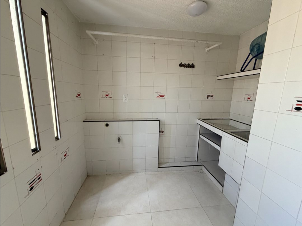 APARTAMENTO EN VENTA SUR DE LA CIUDAD DE CALI CAÑAVERALES SECTOR 6 — foto 6